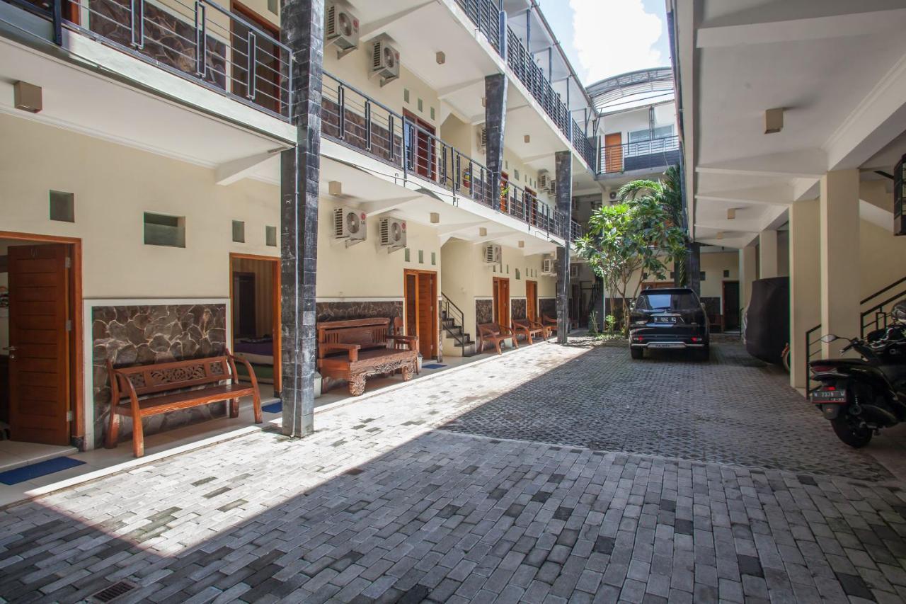 Reddoorz Syariah Near Museum Probolinggo Hotel Esterno foto