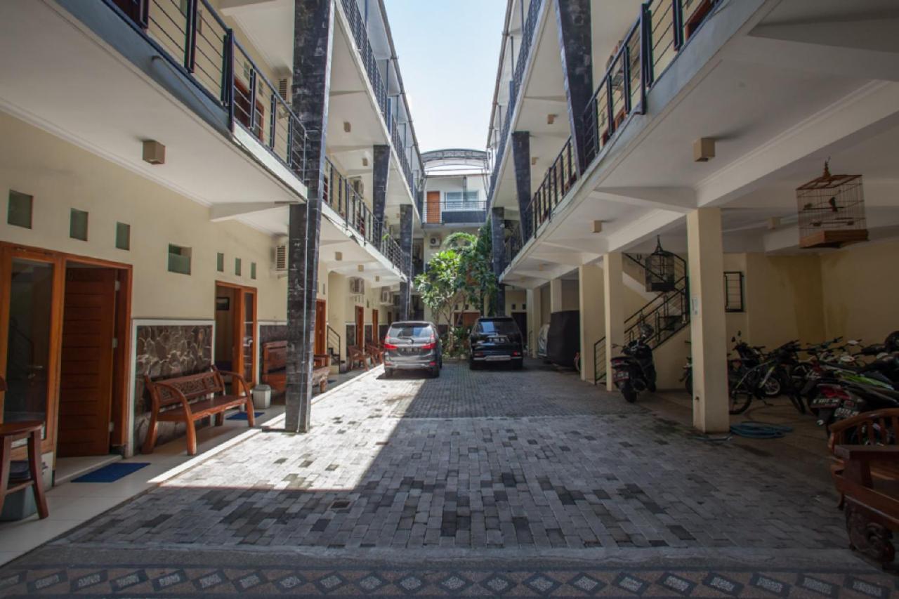Reddoorz Syariah Near Museum Probolinggo Hotel Esterno foto
